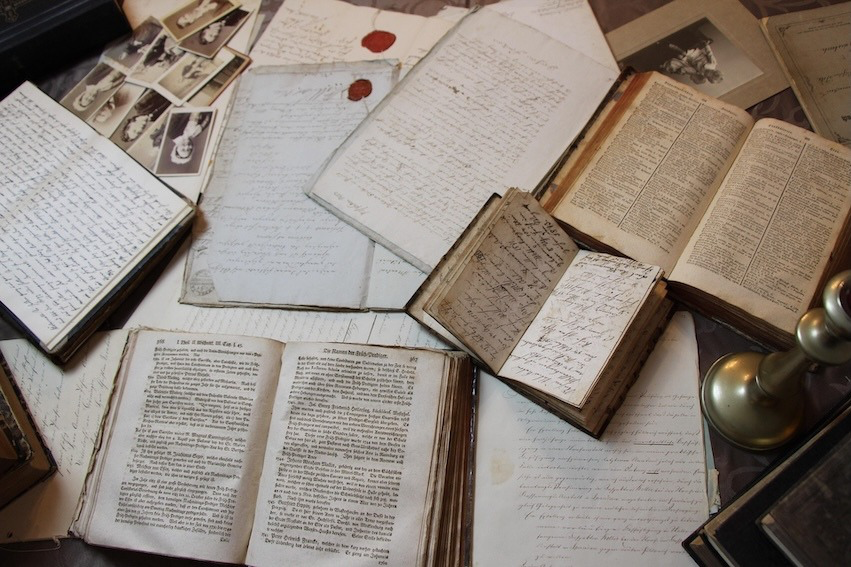 Faut-il raconter toute sa vie pour écrire sa biographie ? Découvrez pourquoi un récit de vie peut aussi se concentrer sur un chapitre essentiel de votre histoire.
